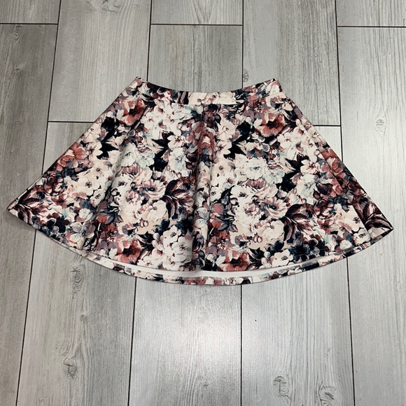 Mini-jupe bleue en denim à braguette à glissière HALFBOY en solde
